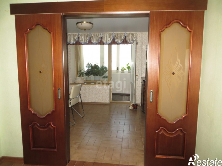 4-комн квартира Газовиков, 2