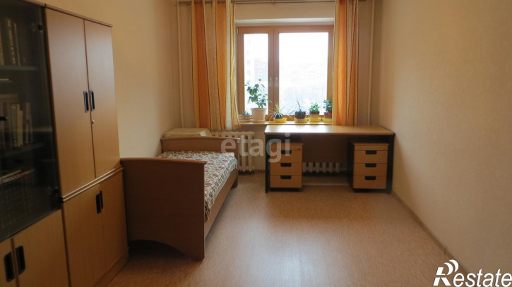 4-комн квартира Газовиков, 2