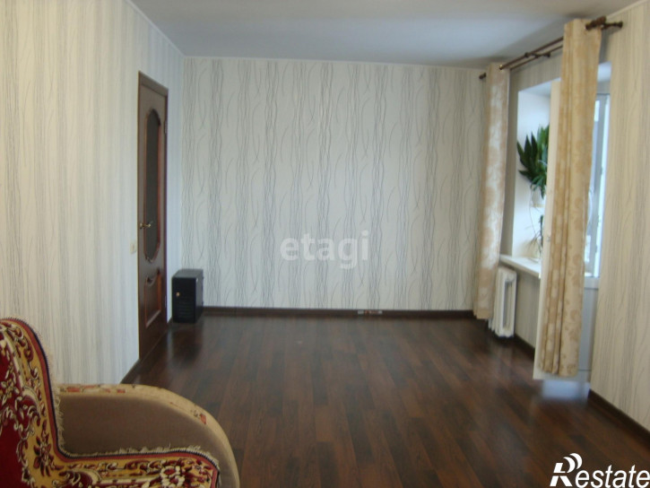4-комн квартира Газовиков, 2