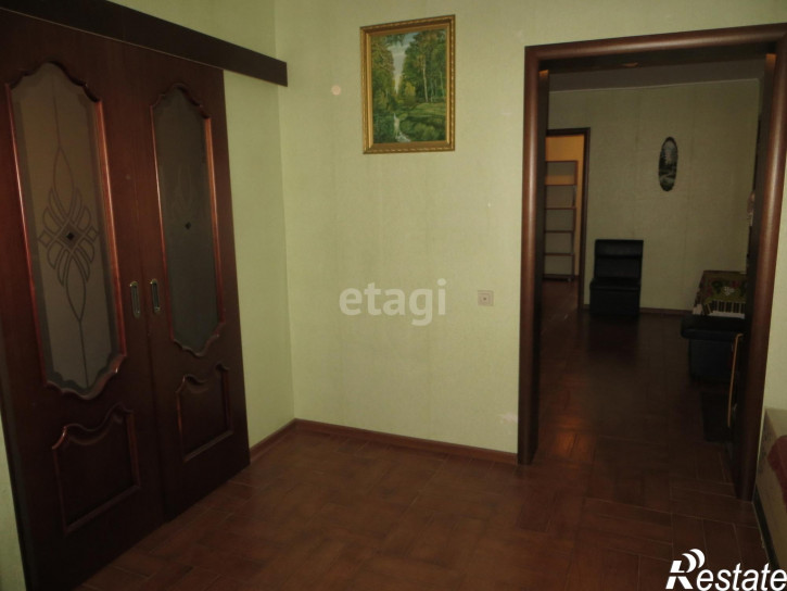 4-комн квартира Газовиков, 2