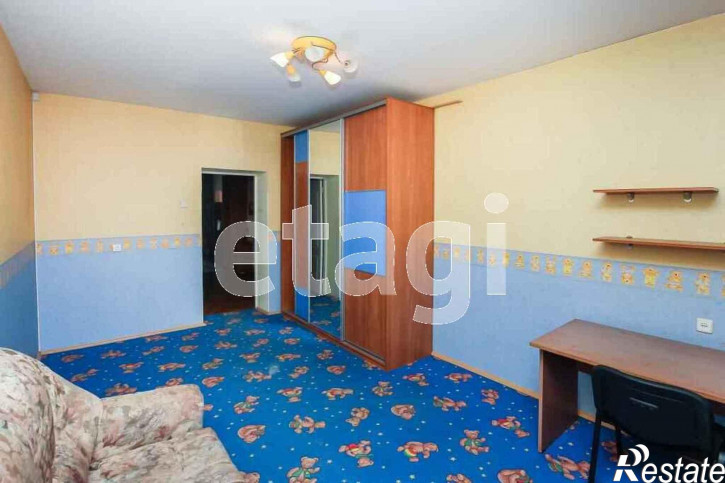 3-комн квартира Достоевского, 9