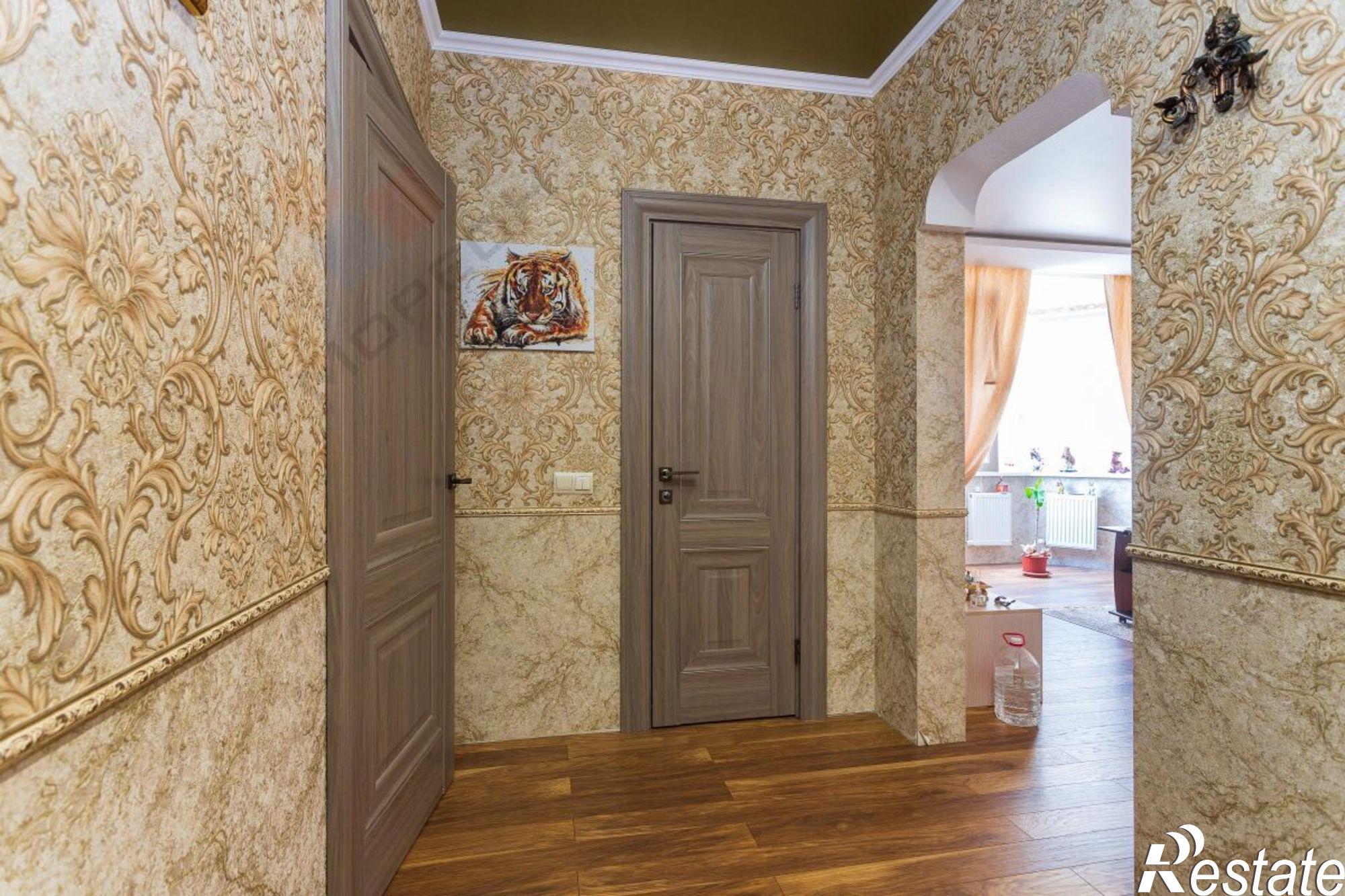Купить квартиру за 8 380 000 рублей на Тополиная ул, 46к2