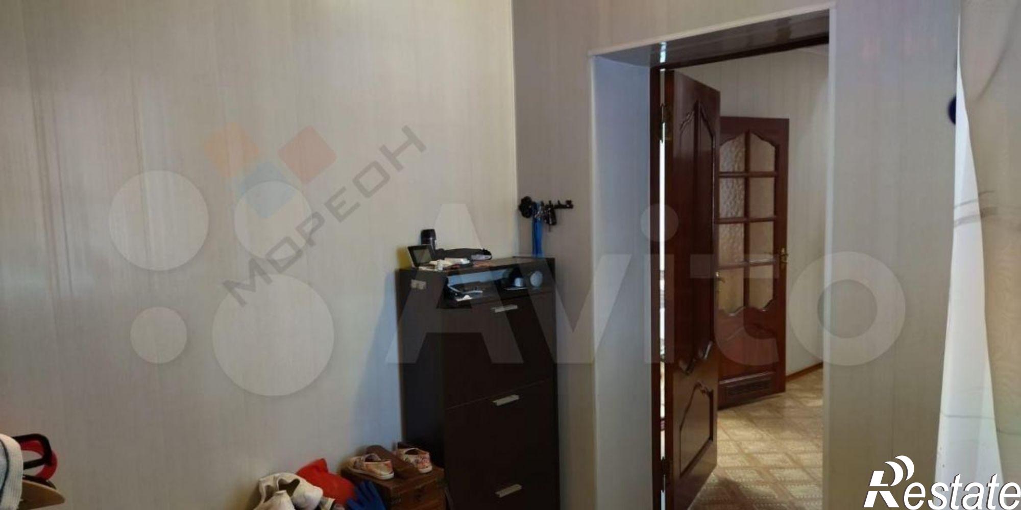 Купить дачу, дом, коттедж за 18 500 000 рублей на Строителей б-р, 35