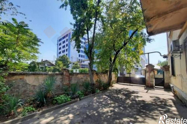 3-комн квартира Орджоникидзе ул, 79