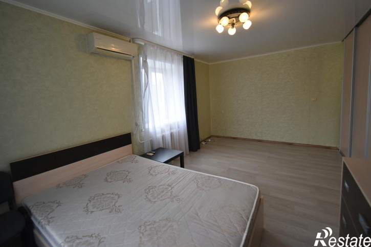 1-комн квартира Российская ул, 96