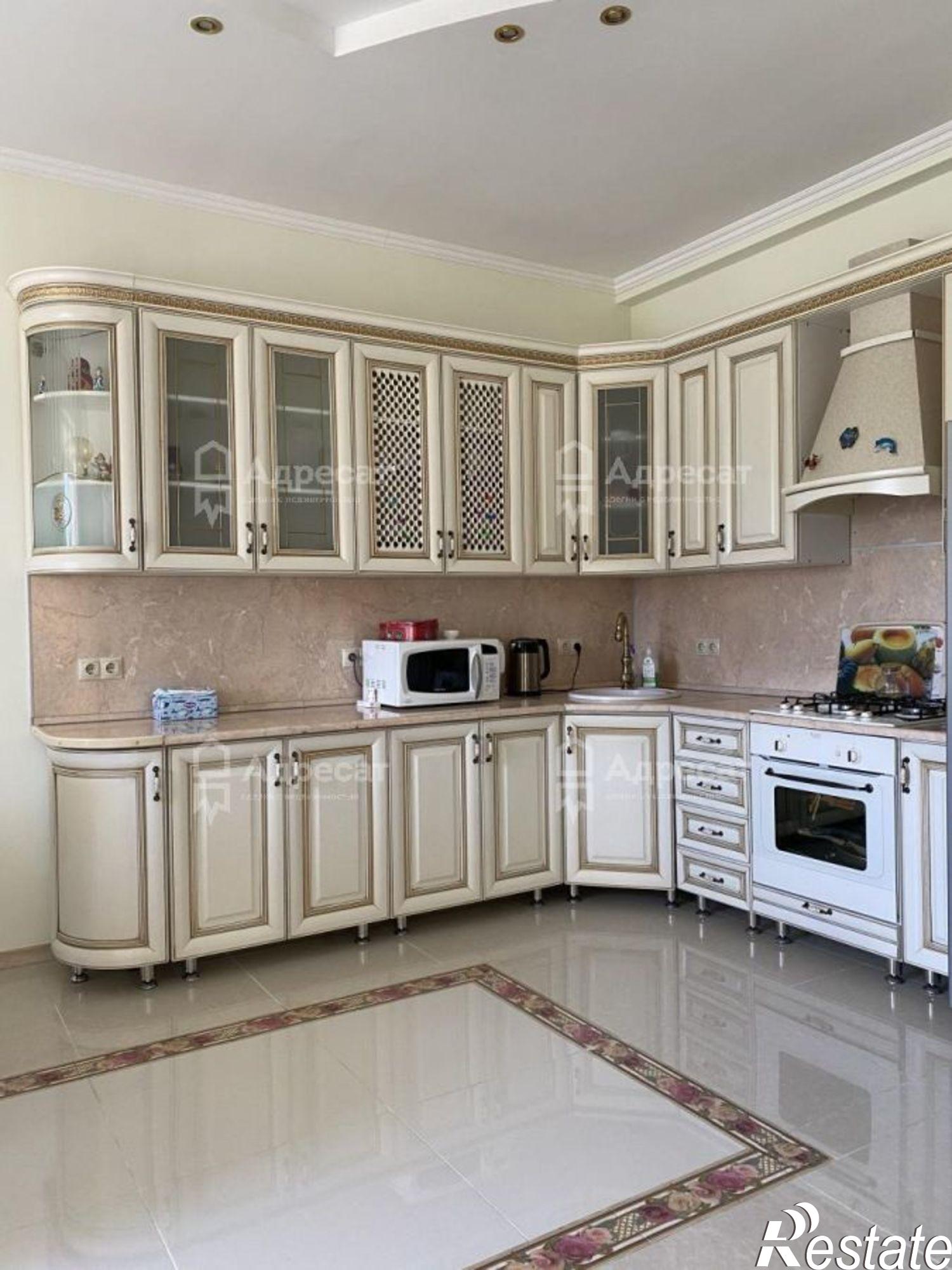 Купить дачу, дом, коттедж за 16 600 000 рублей на ул. Бунина