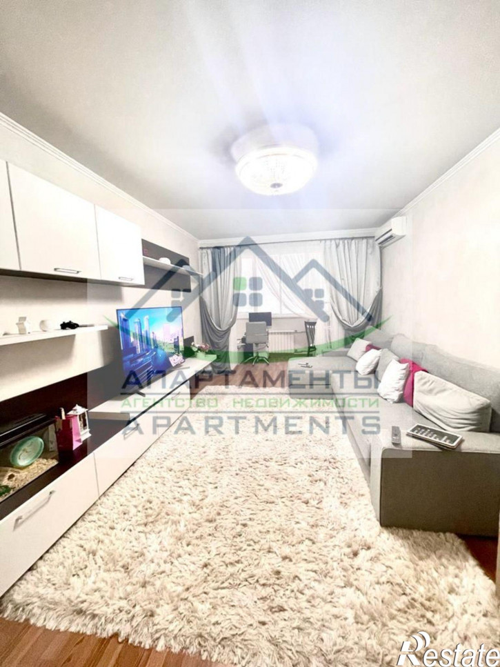 3-комн квартира Нежнова ул, 21к3