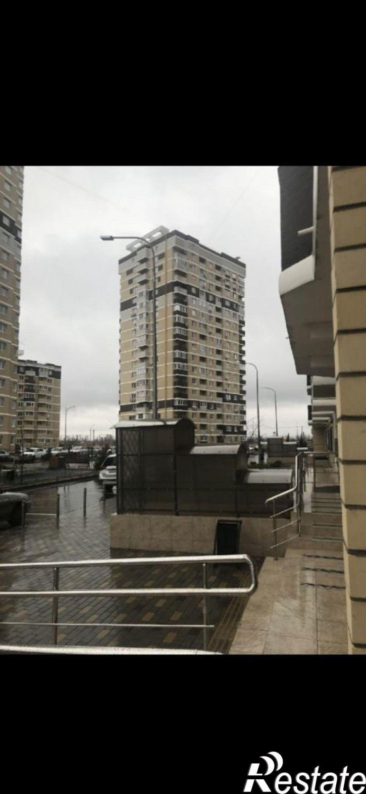 1-комн квартира Половинко ул, 280