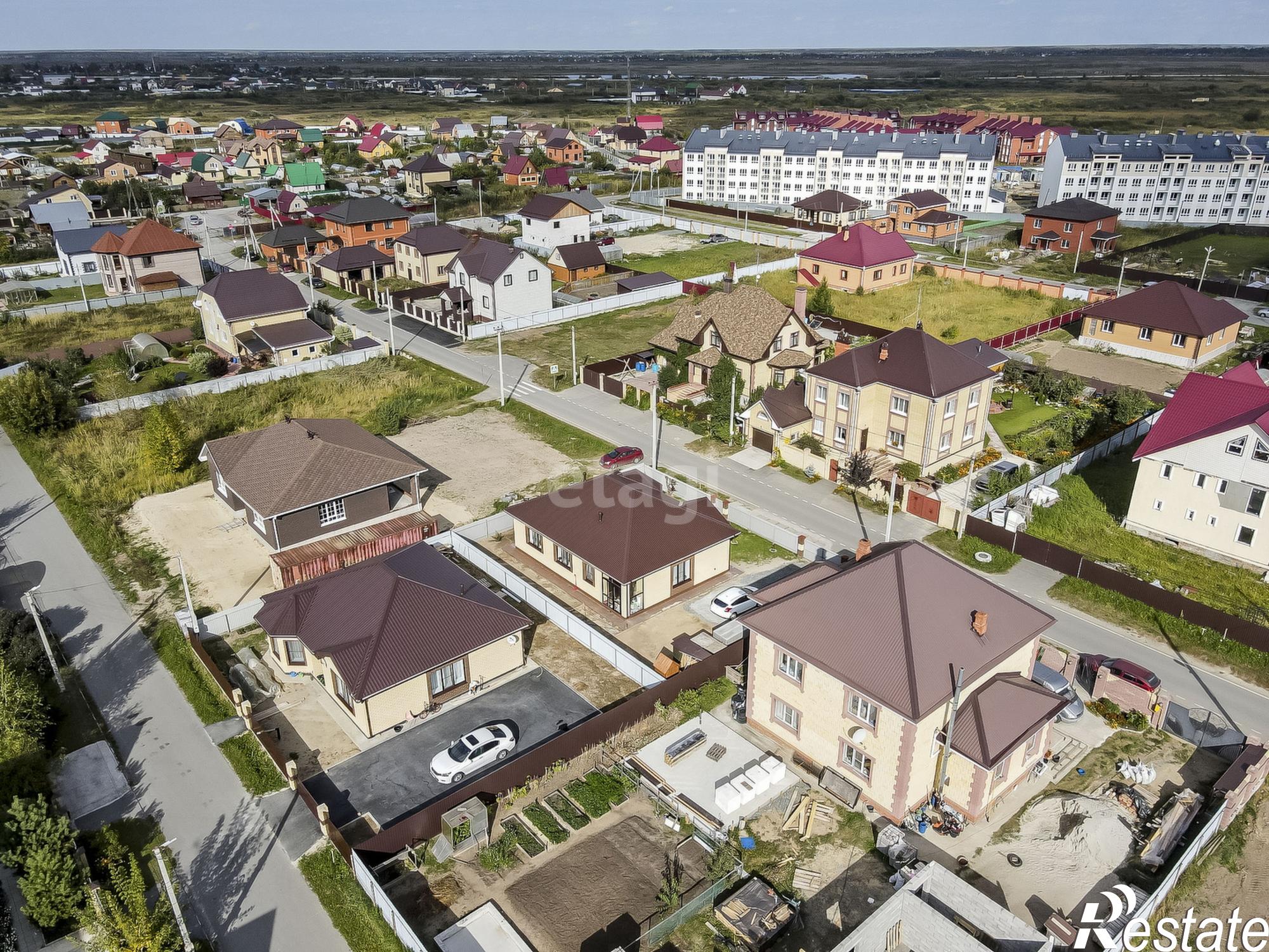 Купить дачу, дом, коттедж за 17 000 000 рублей на 2-я Северная, 12