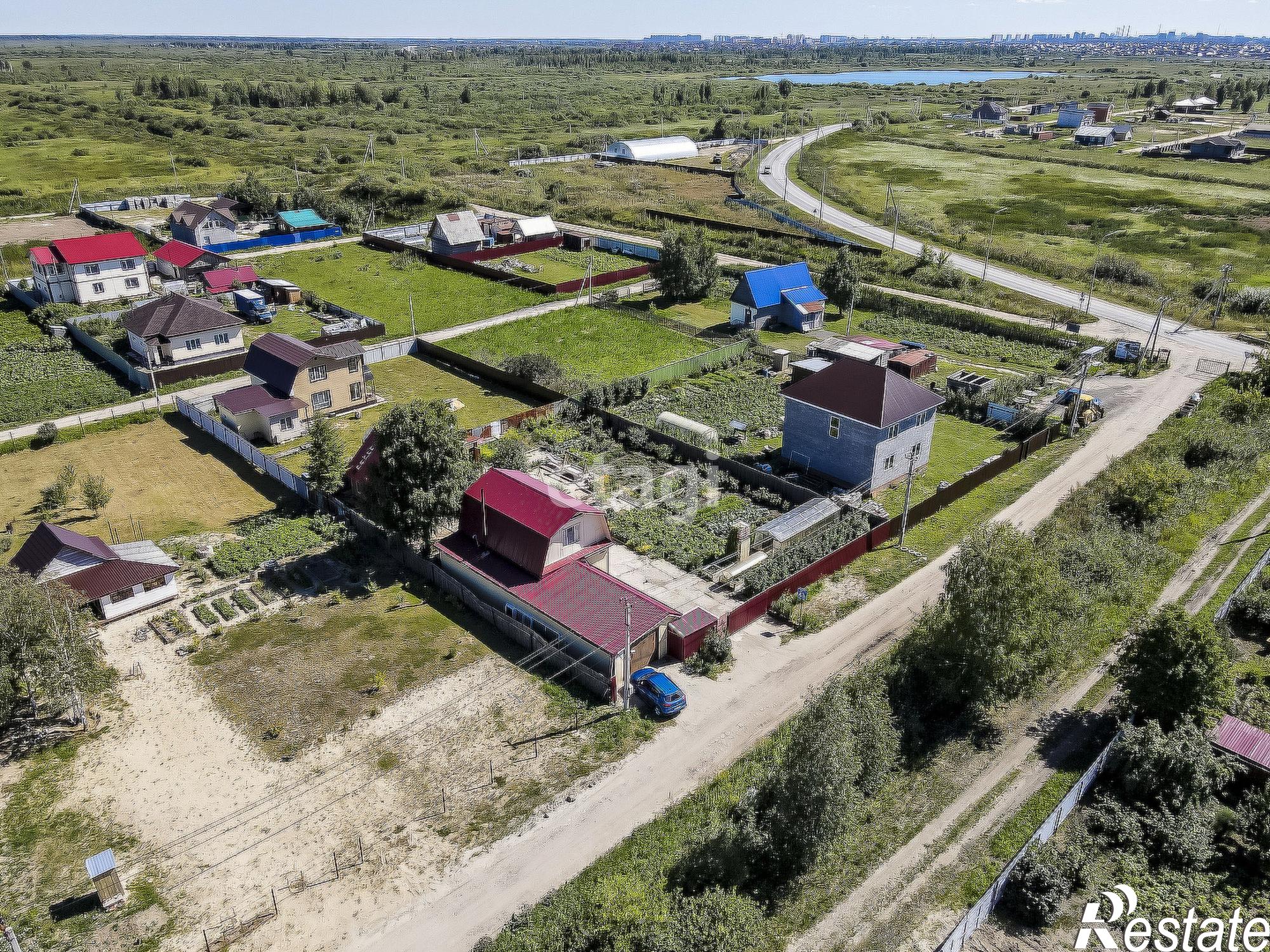 Купить дачу, дом, коттедж за 10 100 000 рублей на Солнечная,