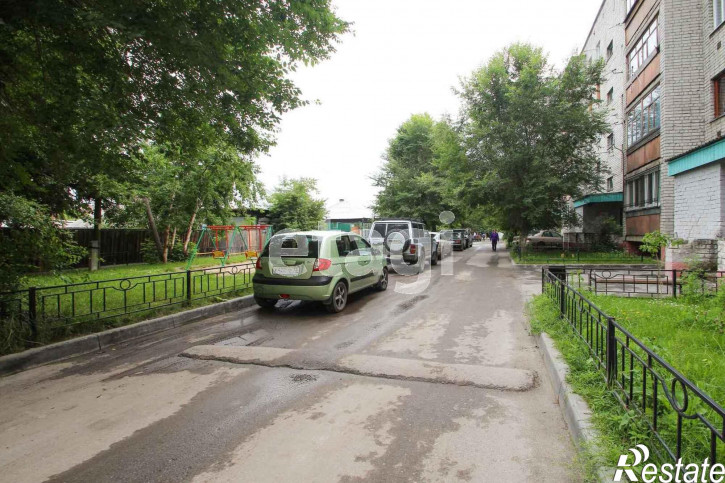 4-комн квартира Димитрова, 88