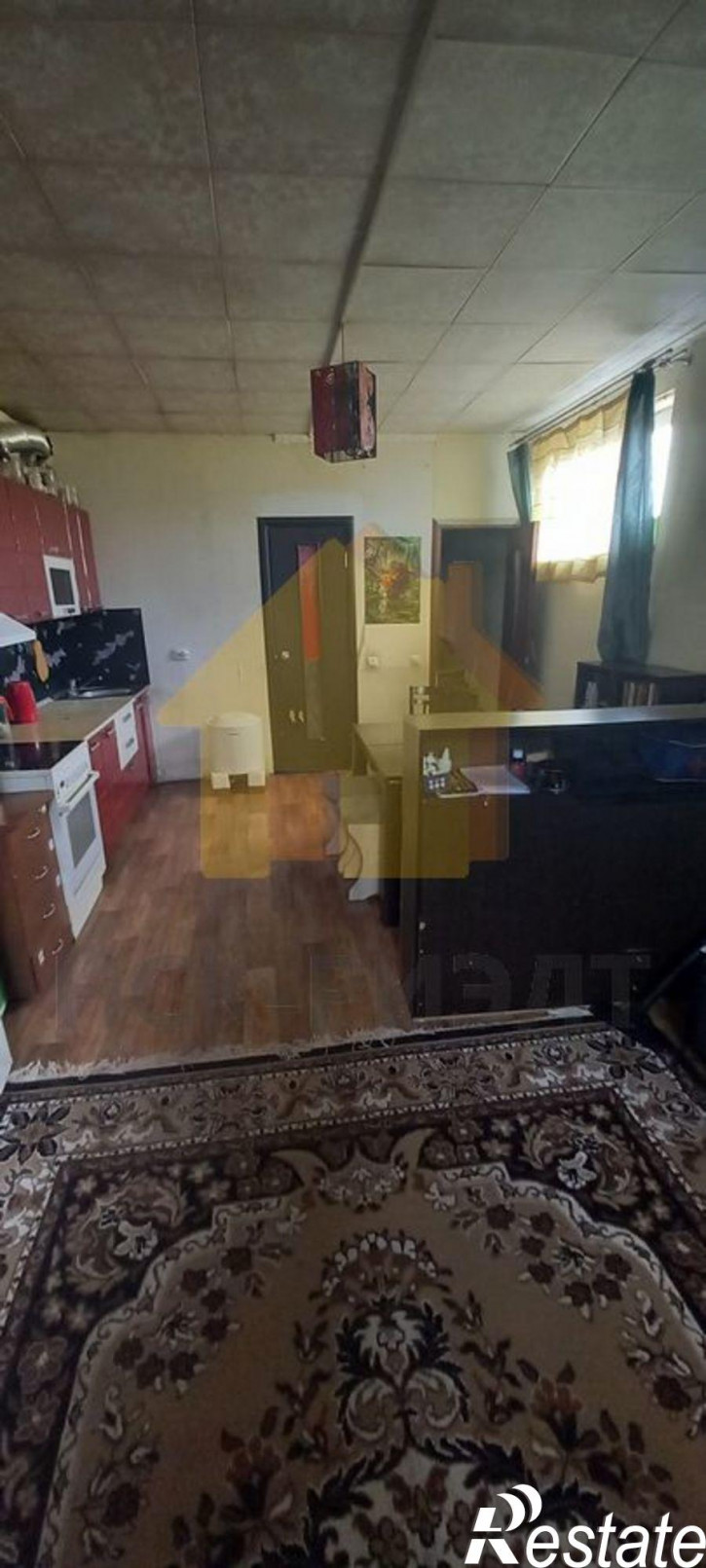 2-комн квартира Локтинская,12