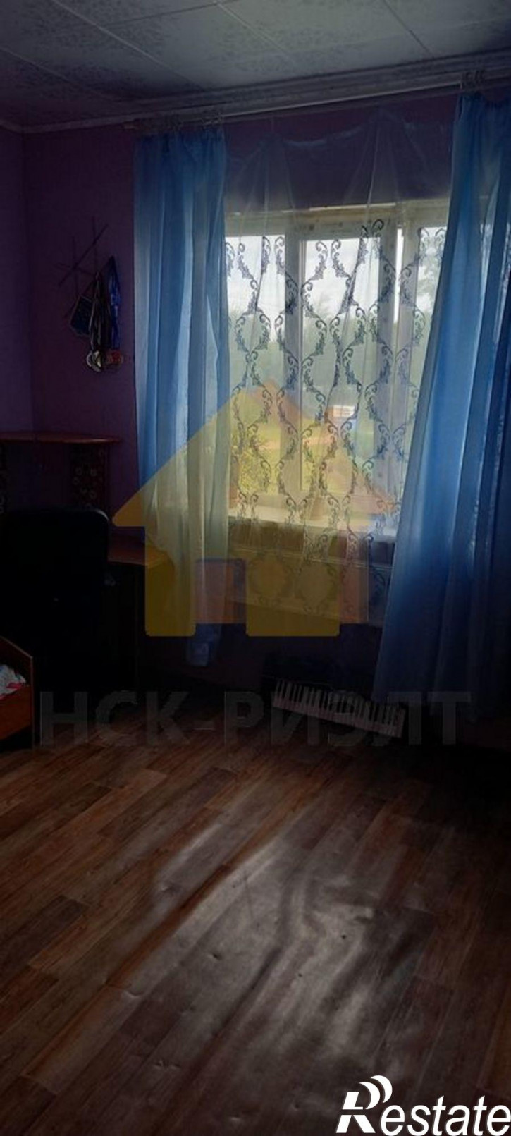 2-комн квартира Локтинская,12