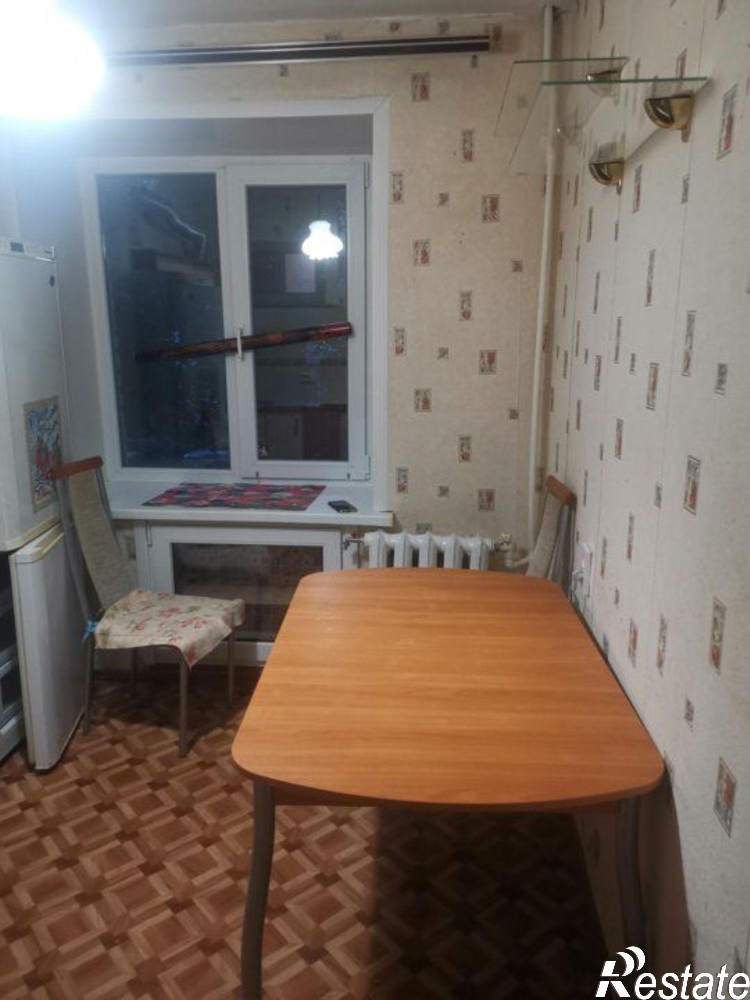 Сдать квартиру за 13 000 рублей на Разина ул, 12