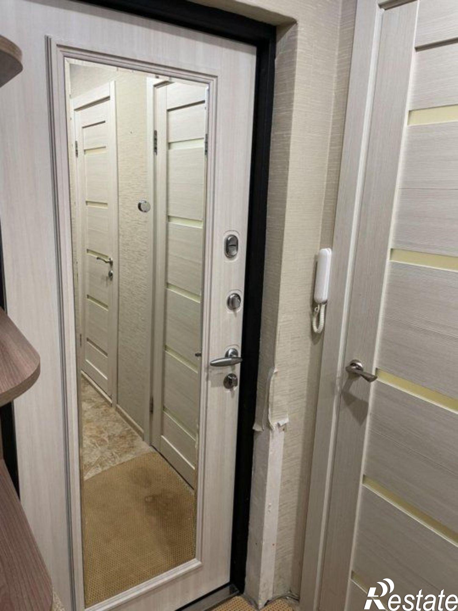Сдать квартиру за 18 000 рублей на Верхняя Дуброва ул, 18Б