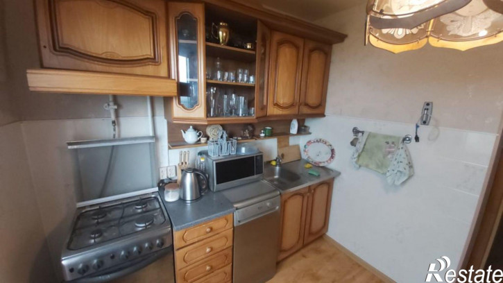 2-комн квартира Суворова ул, 6