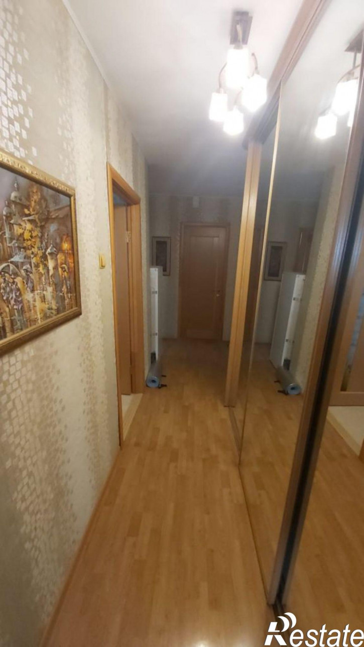 2-комн квартира Суворова ул, 6