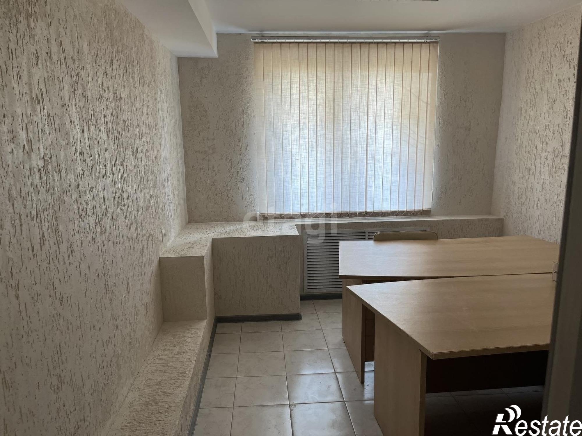 Купить офис, помещение под офис за 5 082 000 рублей на Жуковского 88к.1