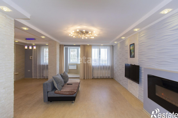 3-комн квартира Пароходская, 4
