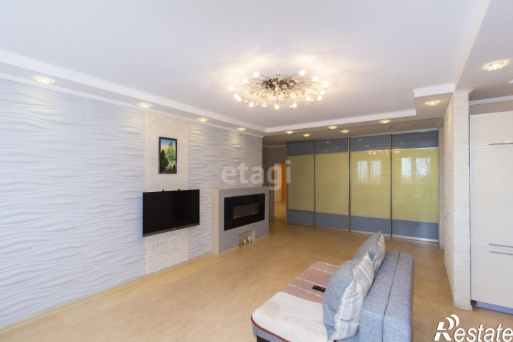 3-комн квартира Пароходская, 4