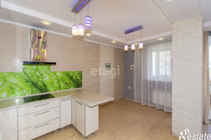 3-комн квартира Пароходская, 4
