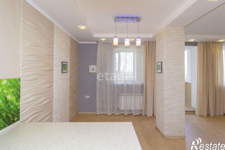 3-комн квартира Пароходская, 4