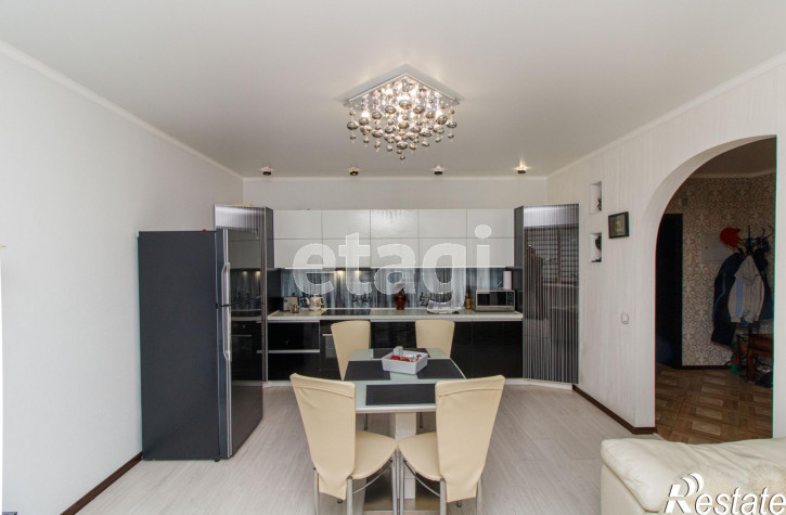 2-комн квартира Харьковская, 64