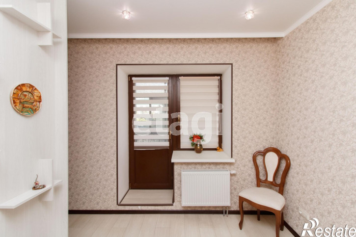 2-комн квартира Харьковская, 64