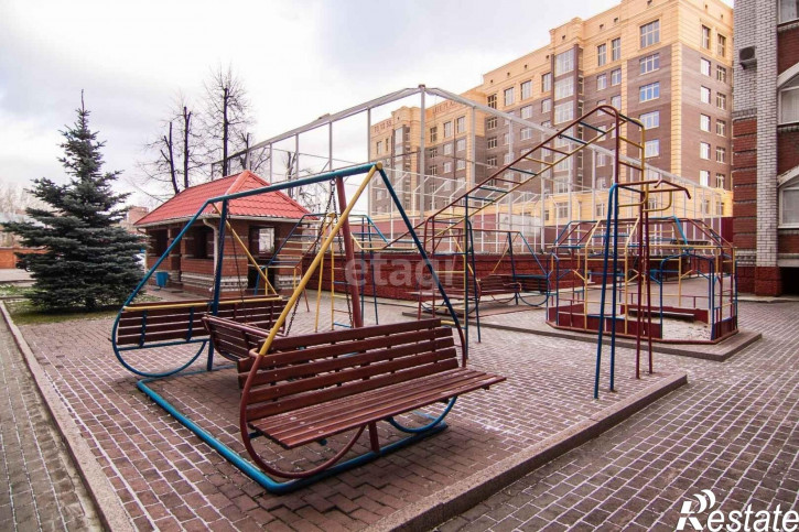 3-комн квартира Максима Горького, 47