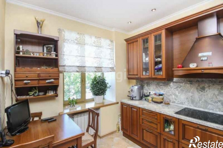 3-комн квартира Максима Горького, 47