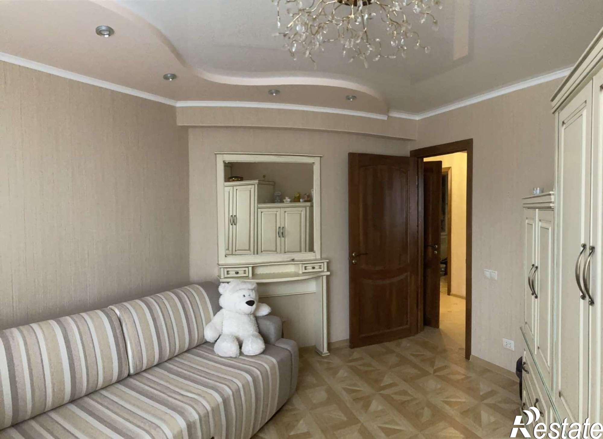 Купить квартиру за 12 200 000 рублей на Губкина улица, 16б
