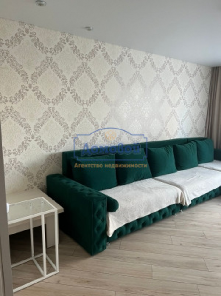 3-комн квартира Хрустальная ул., 44к4