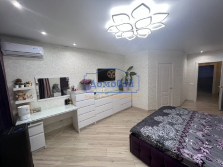 3-комн квартира Хрустальная ул., 44к4