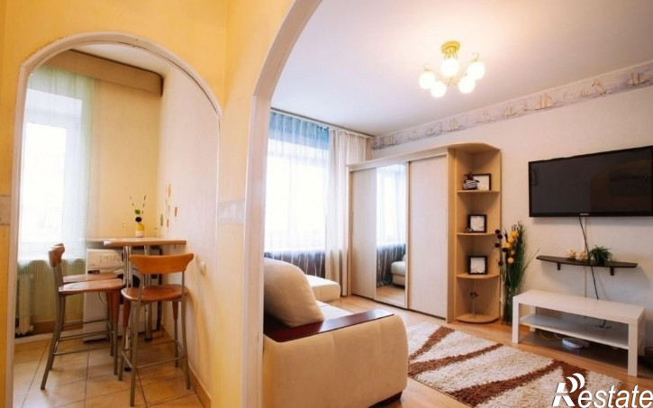 1-комн квартира Мориса Тореза улица, 48