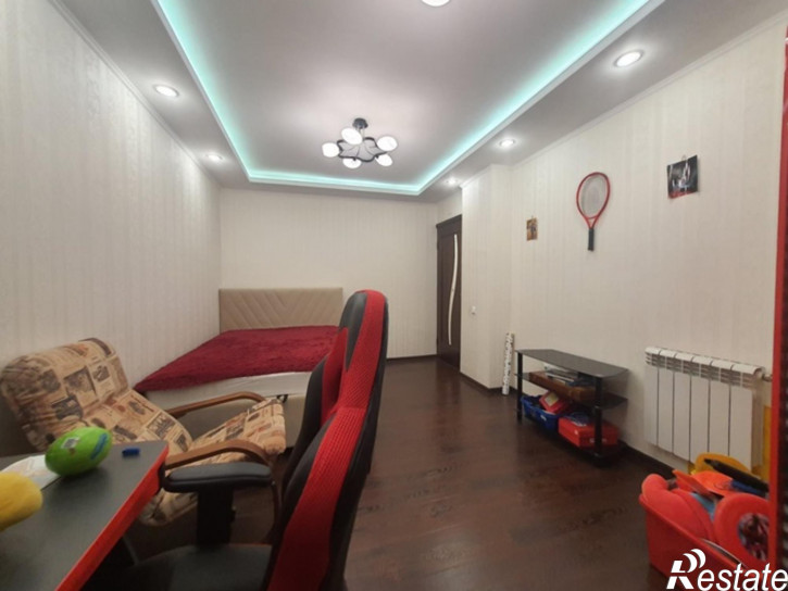3-комн квартира Кирова улица, 9