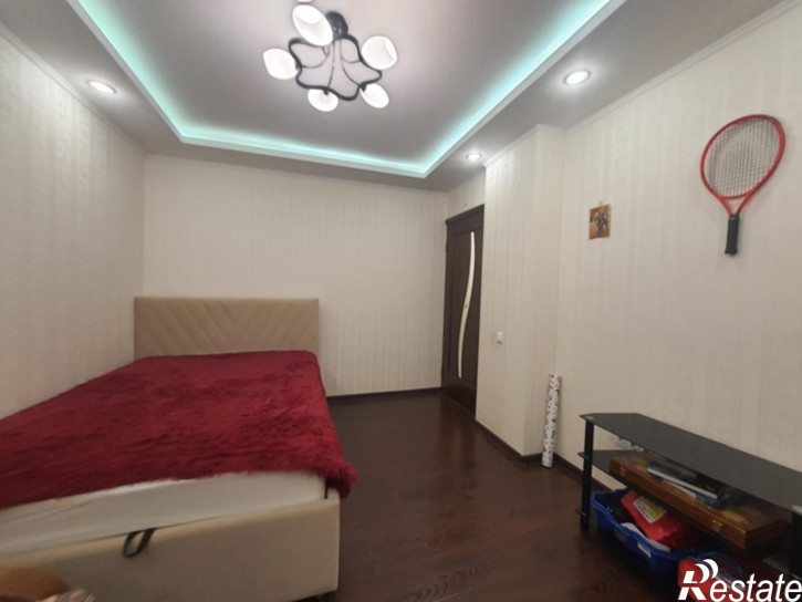3-комн квартира Кирова улица, 9