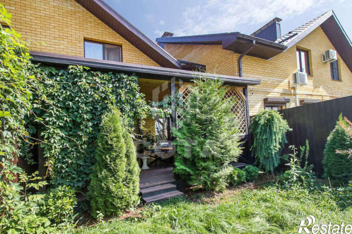 3-комн квартира Выборская улица, 26