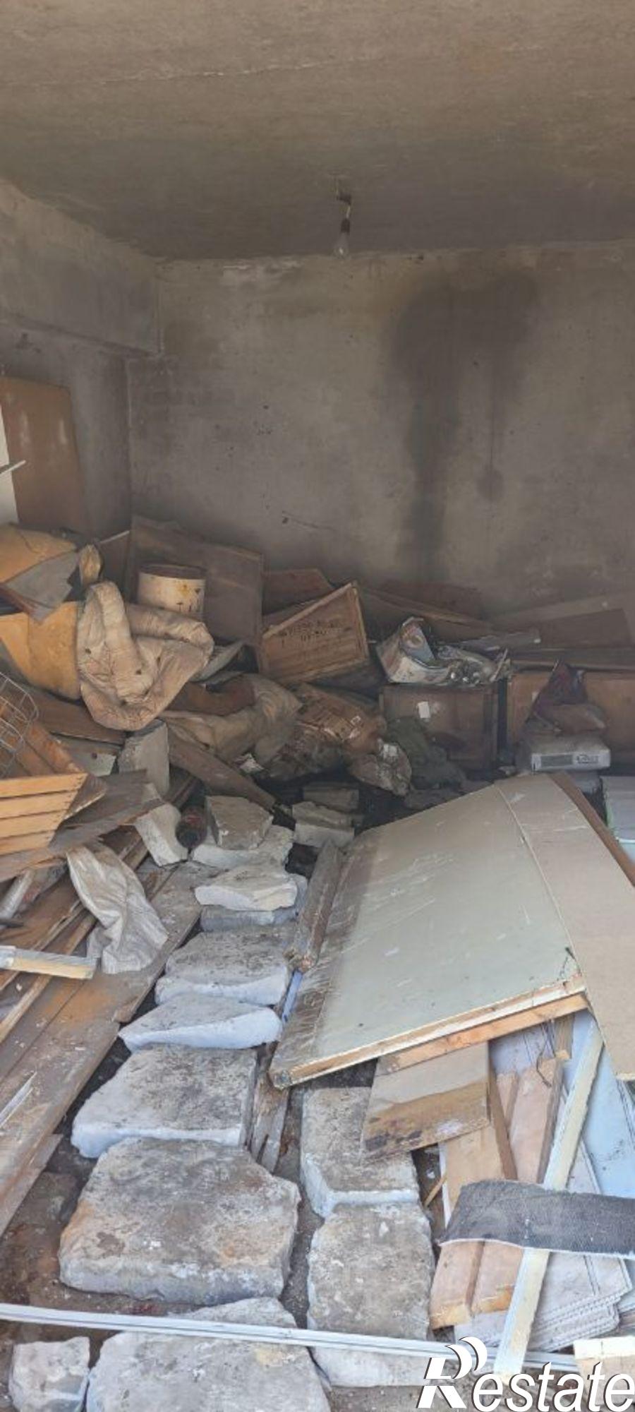 Купить гараж, место в паркинге за 68 156 рублей на улица Карла Маркса, 127А