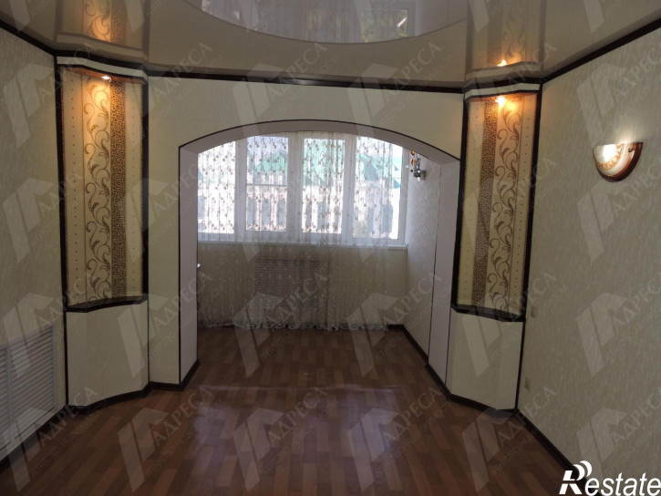 3-комн квартира Савушкина улица,46