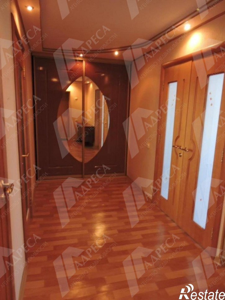3-комн квартира Савушкина улица,46