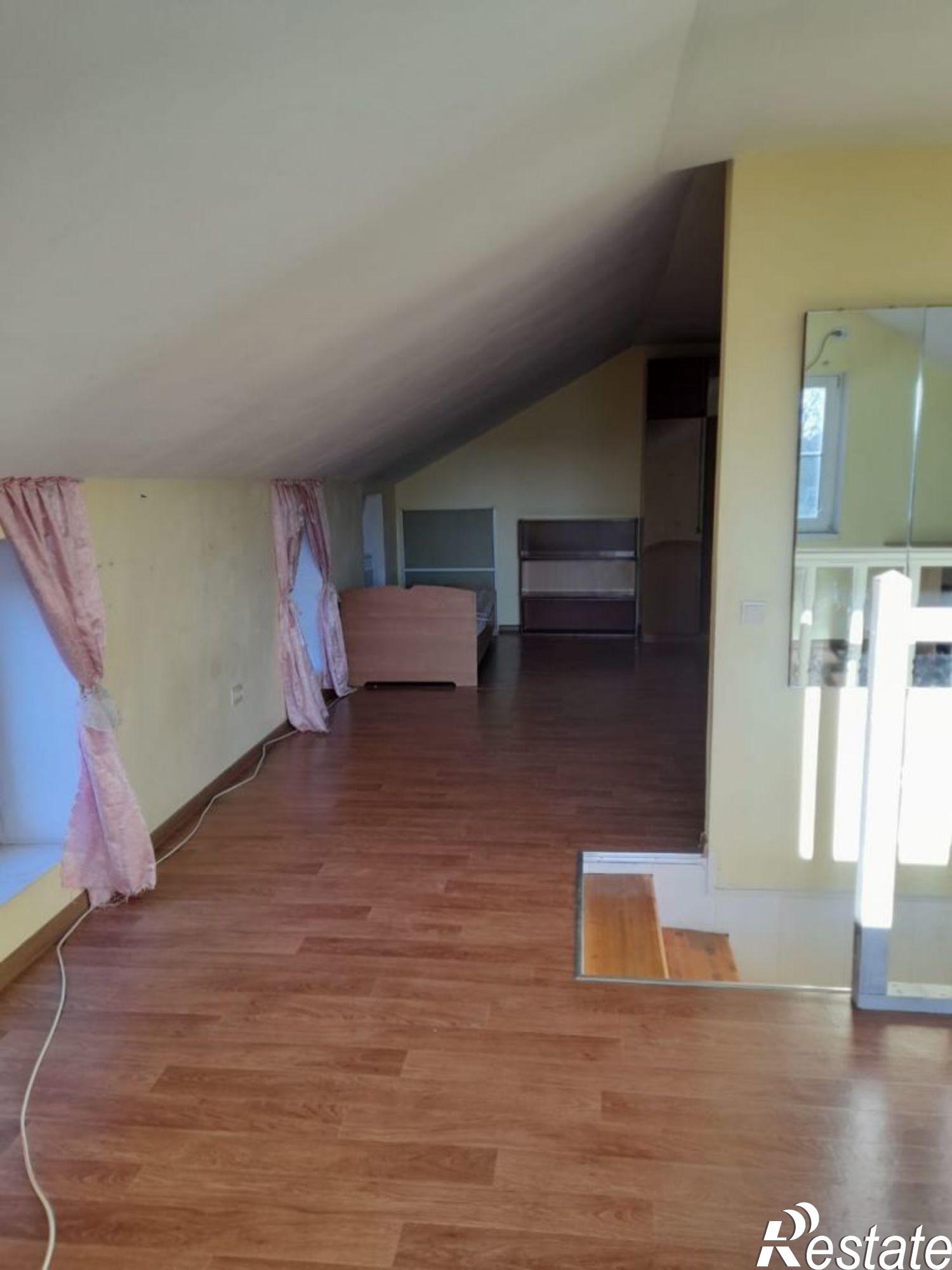 Купить дачу, дом, коттедж за 3 300 000 рублей на 50 лет Октября ул