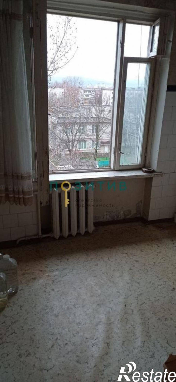 2-комн квартира Восстания ул, 100