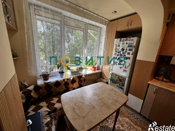 2-комн квартира Адмиральского ул, 31