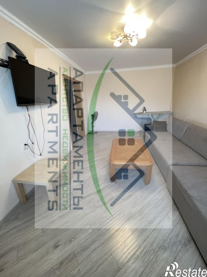 3-комн квартира Калинина пр-кт, 2к5