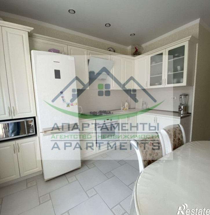 2-комн квартира Орджоникидзе ул, 84