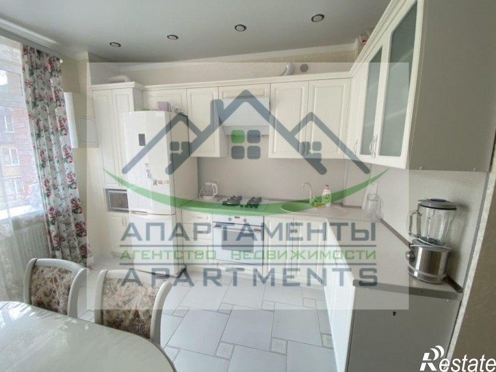 2-комн квартира Орджоникидзе ул, 84