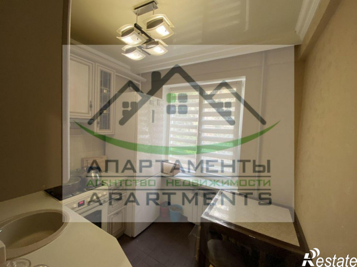 4-комн квартира Октябрьская ул, 411