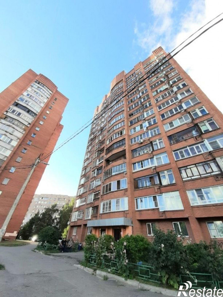 3-комн квартира Калинина ул, 33к2