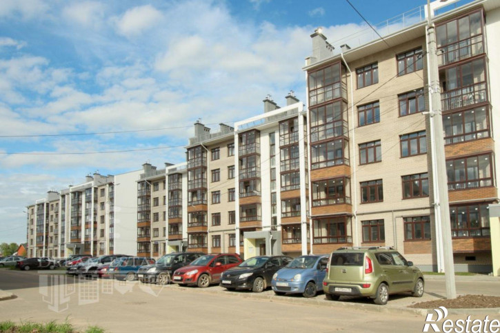 3-комн квартира Большая Заозерная ул