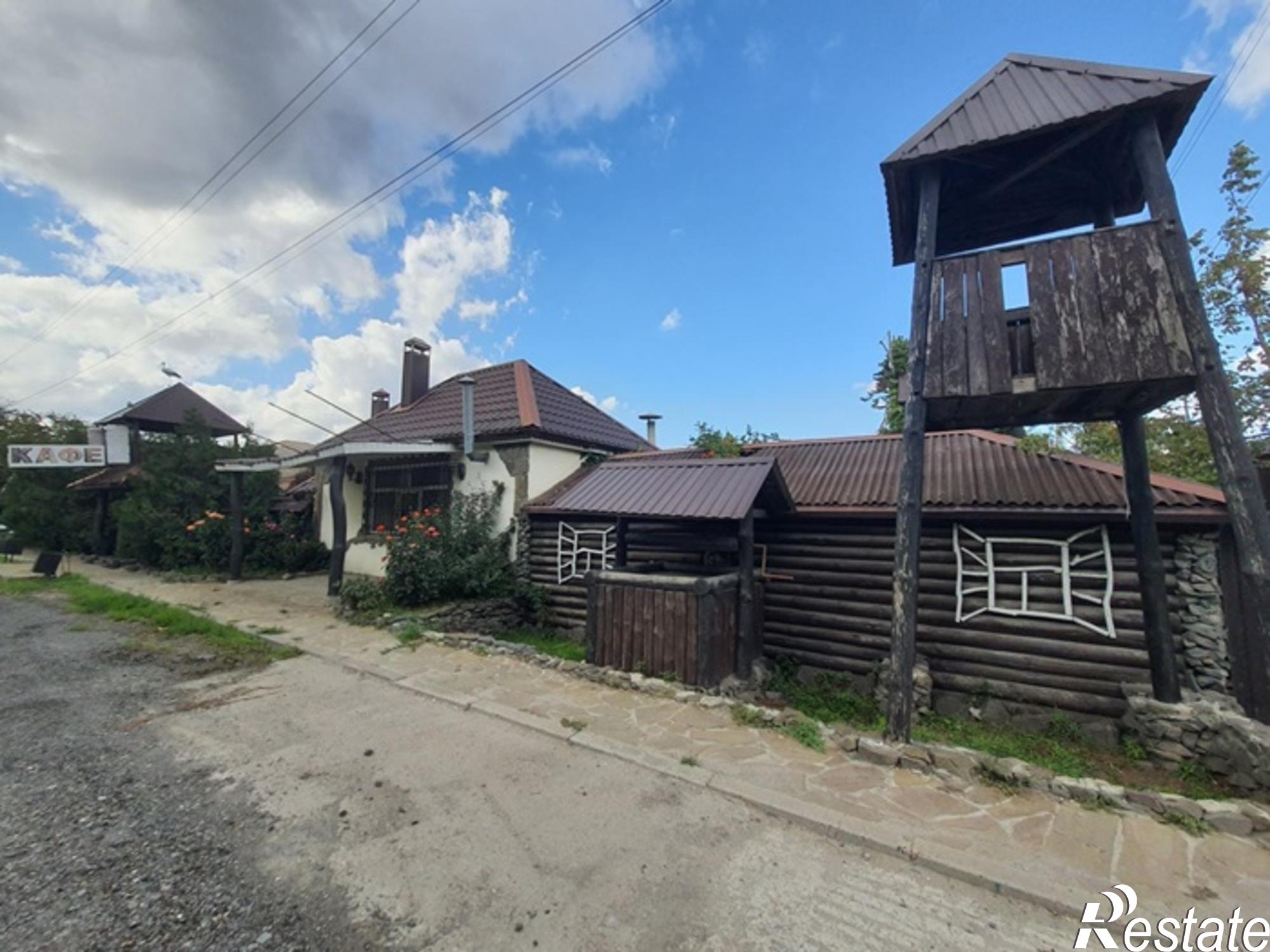 Купить торговое помещение за 25 000 000 рублей на Максима Горького улица, 1000